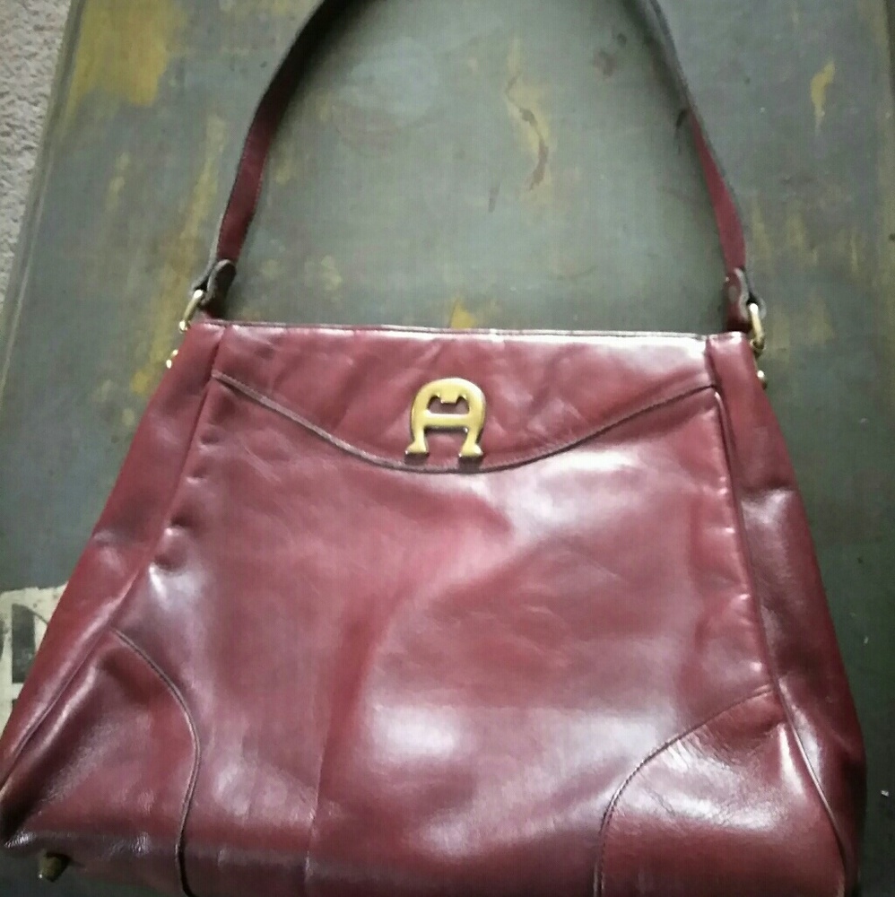 Vtg classic leather AIGNER shoulder bag